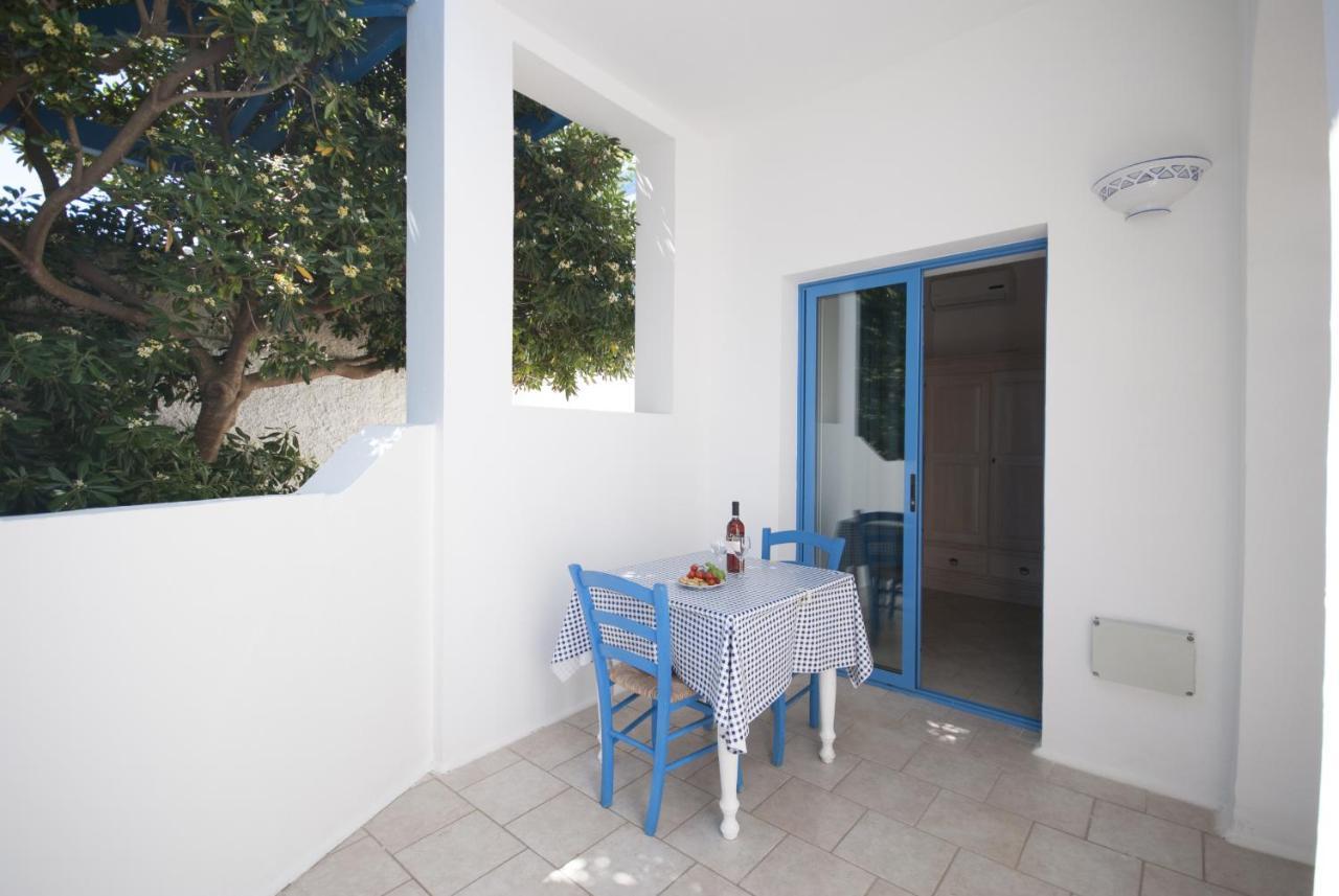 Villa Flora Studios & Apartments Conca Specchiulla Exterior foto